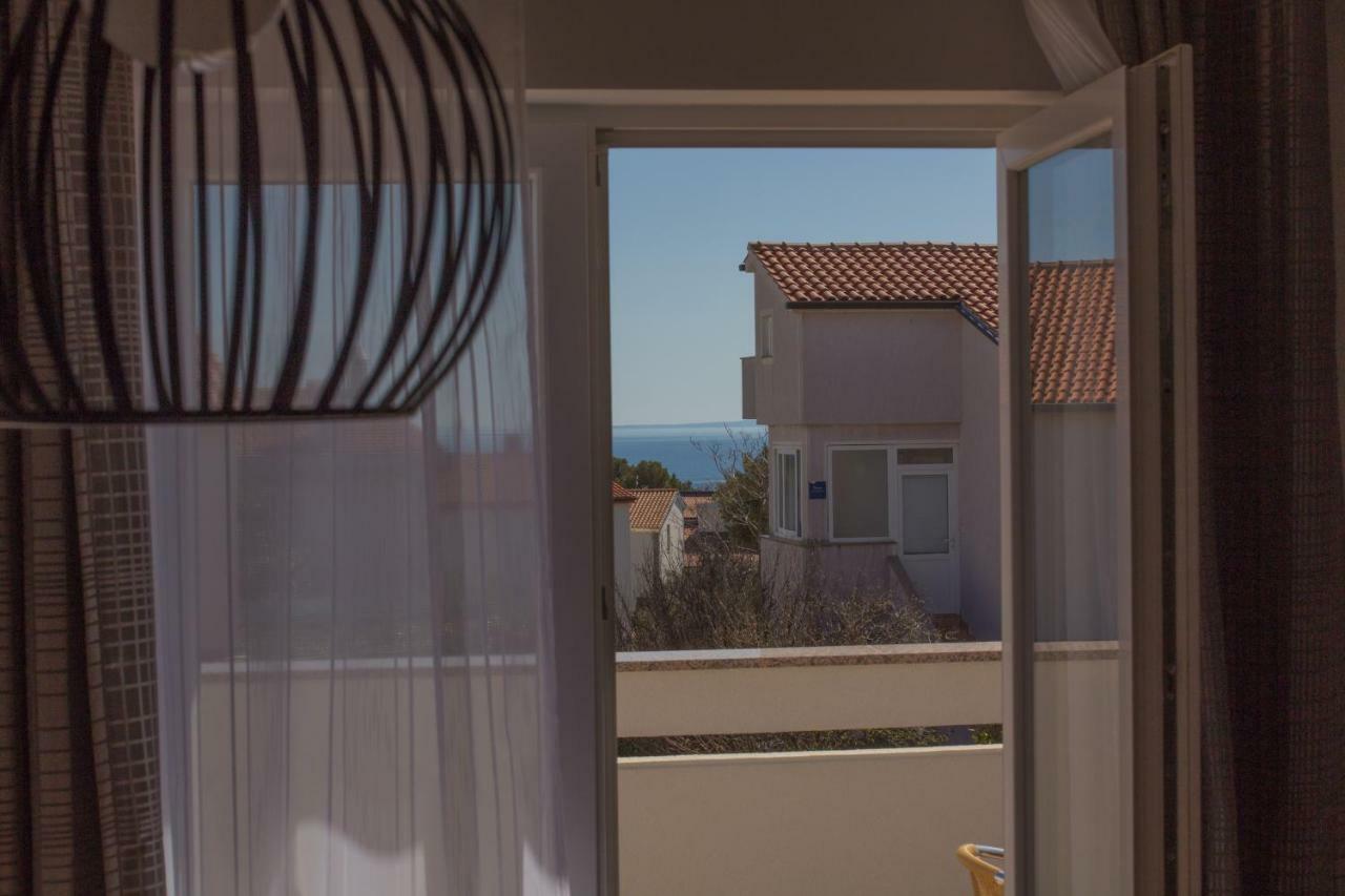 Apartmani Bistricic クルク エクステリア 写真