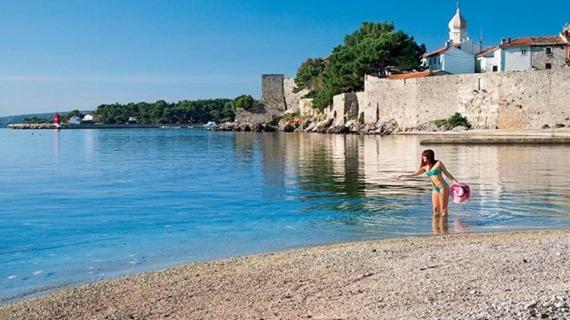Apartmani Bistricic クルク エクステリア 写真